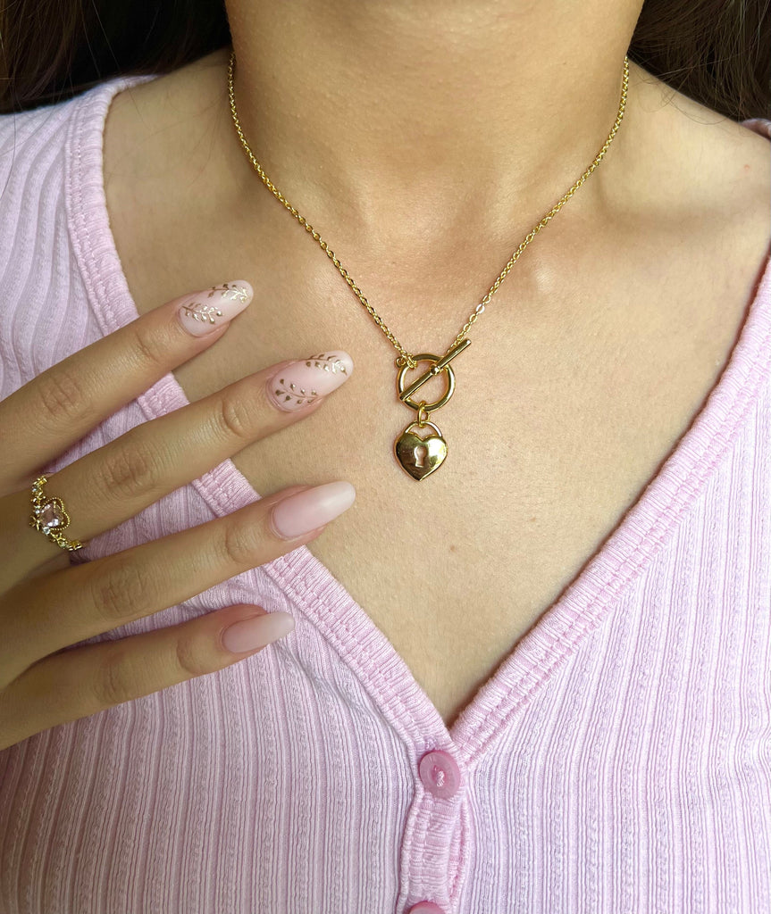 18K Gold Key Heart Pendant Necklace,Love Necklace,Best Friend Necklace,Stainless Steel,Waterproof,Dainty Heart Lock,Key Necklace,Gift