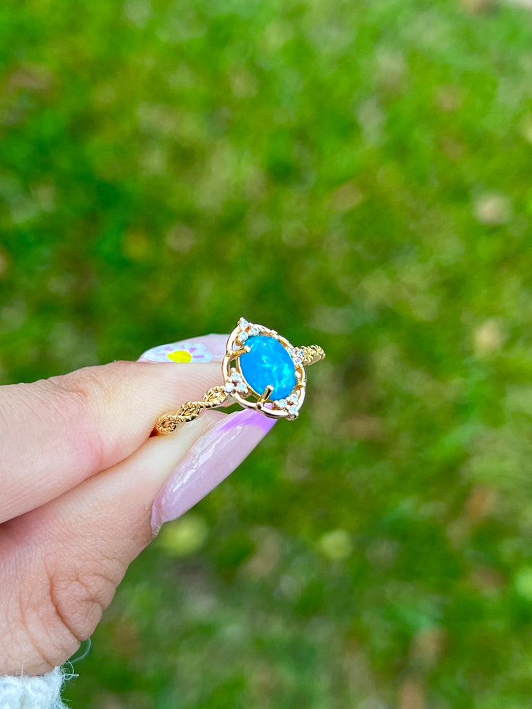 18K Gold Opal Ring,Blue opal Ring,Statement Ring,Stacking Ring,Vintage Ring,Promise Ring,Anniversary Gift,Rings for Her