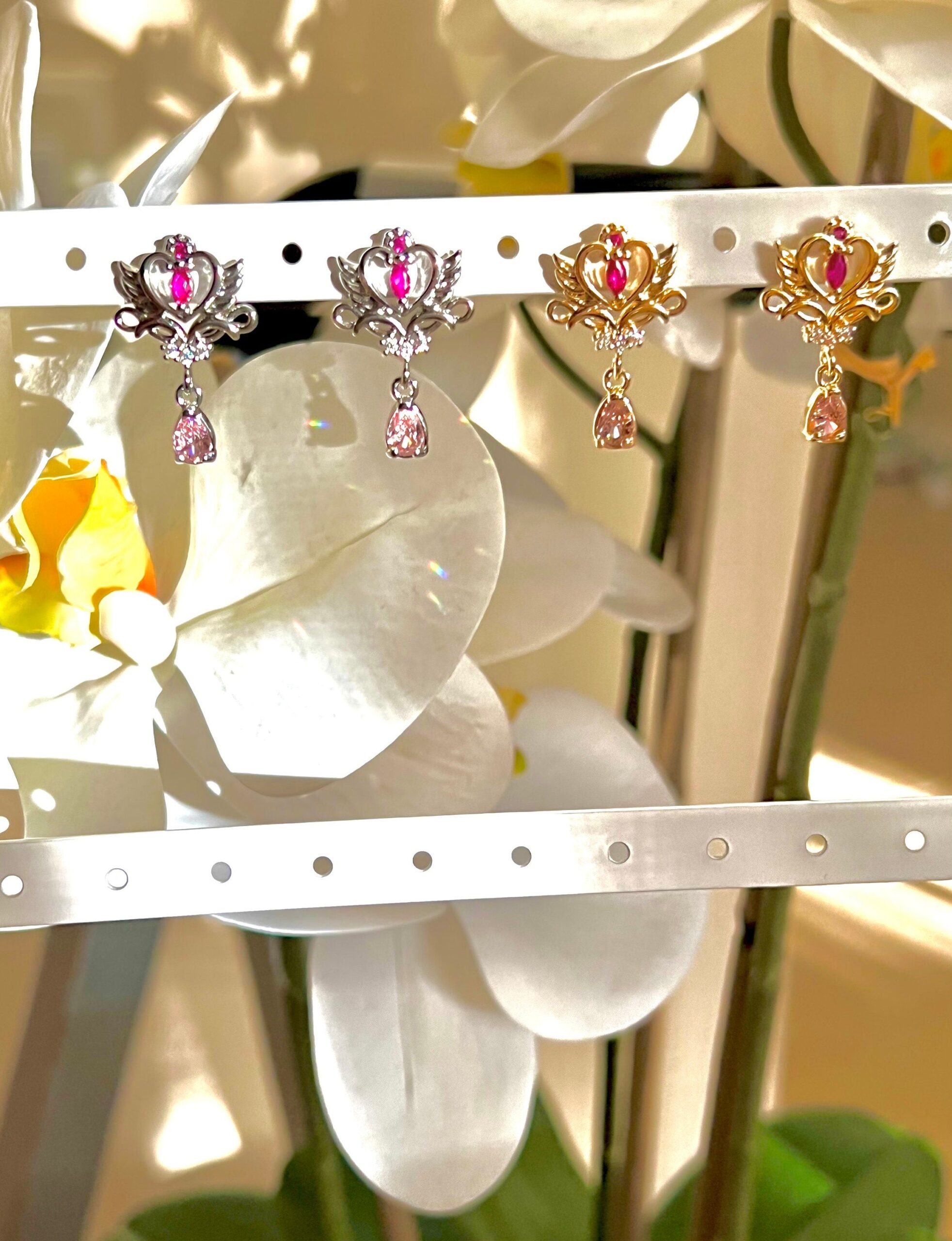 Princess Sailor Moon Earrings - Image 5